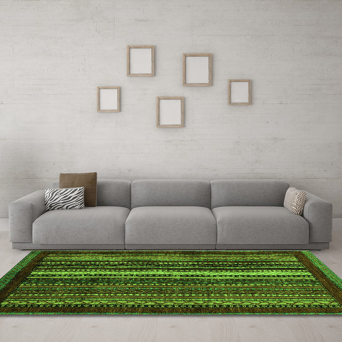 Machine Washable Abstract Green Modern Area Rugs in a Living Room,, wshabs3566grn