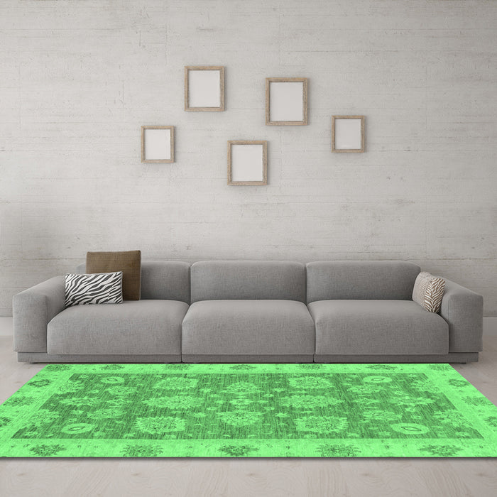 Machine Washable Abstract Emerald Green Modern Area Rugs in a Living Room,, wshabs3567emgrn