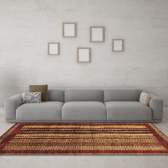 Machine Washable Abstract Brown Modern Rug in a Living Room,, wshabs3569brn