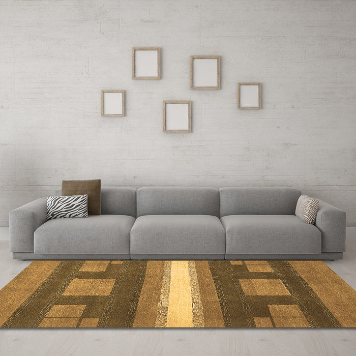 Machine Washable Abstract Brown Modern Rug in a Living Room,, wshabs356brn