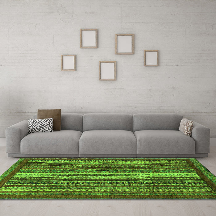 Machine Washable Abstract Green Modern Area Rugs in a Living Room,, wshabs3573grn
