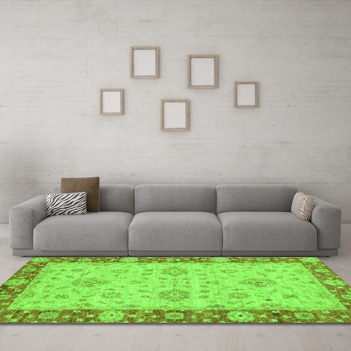Machine Washable Oriental Green Traditional Area Rugs in a Living Room,, wshabs3575grn