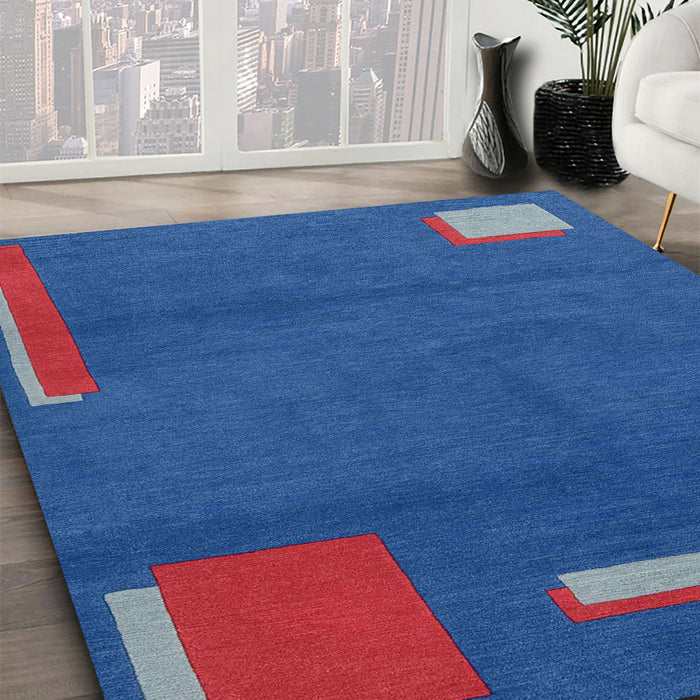 Machine Washable Abstract Sapphire Blue Rug in a Family Room, wshabs3581
