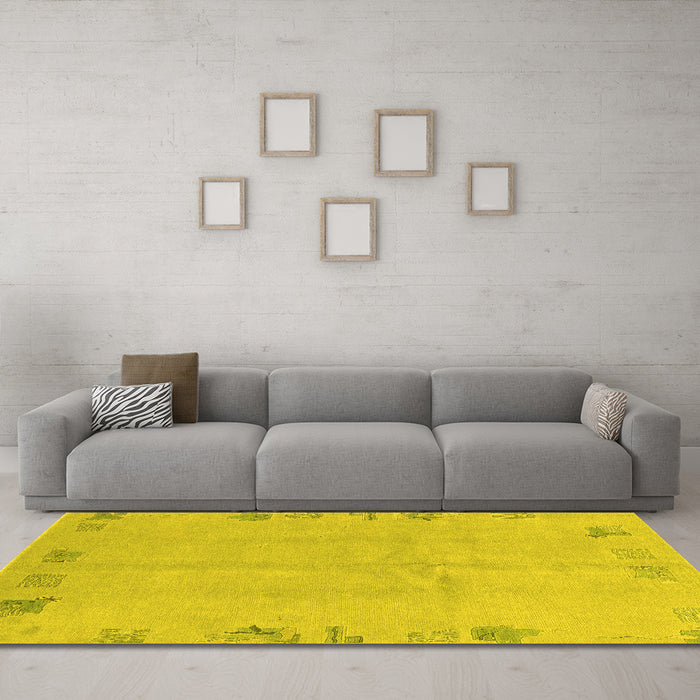 Machine Washable Abstract Yellow Modern Rug in a Living Room, wshabs3582yw