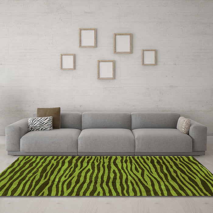 Machine Washable Abstract Green Modern Area Rugs in a Living Room,, wshabs3592grn