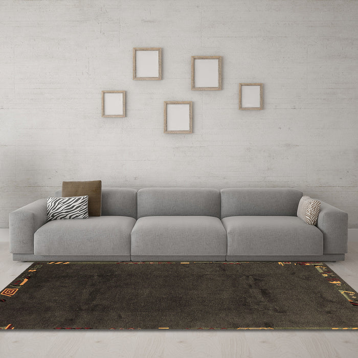 Machine Washable Abstract Brown Modern Rug in a Living Room,, wshabs3593brn