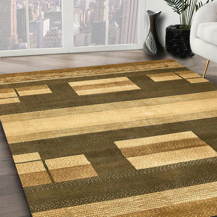 Machine Washable Abstract Yellow Rug in a Family Room, wshabs359
