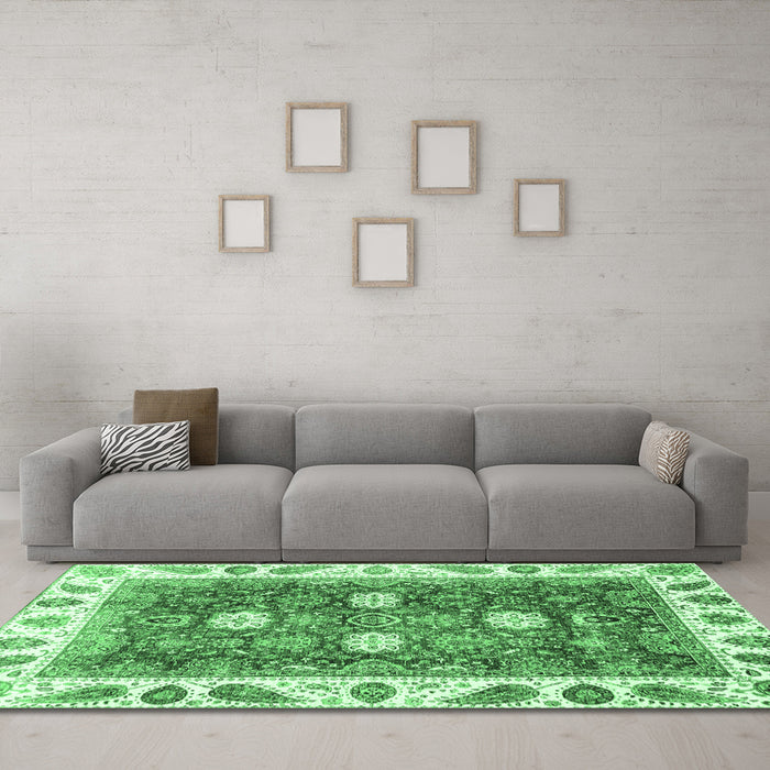 Machine Washable Oriental Emerald Green Traditional Area Rugs in a Living Room,, wshabs3602emgrn