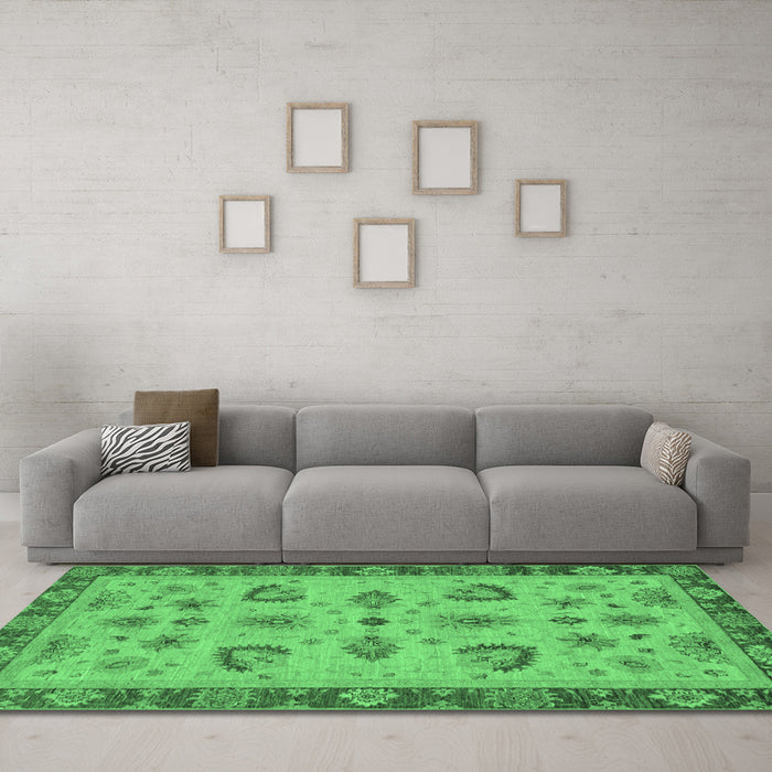Machine Washable Oriental Emerald Green Traditional Area Rugs in a Living Room,, wshabs3609emgrn