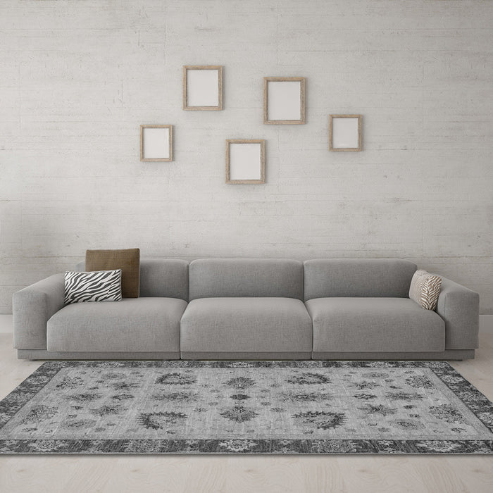 Machine Washable Oriental Gray Traditional Rug in a Living Room,, wshabs3609gry