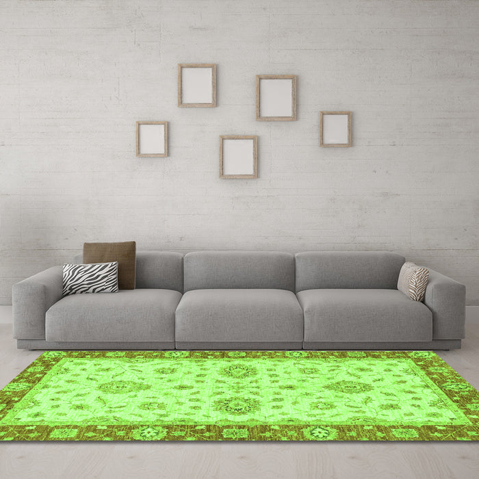 Machine Washable Oriental Green Traditional Area Rugs in a Living Room,, wshabs3619grn