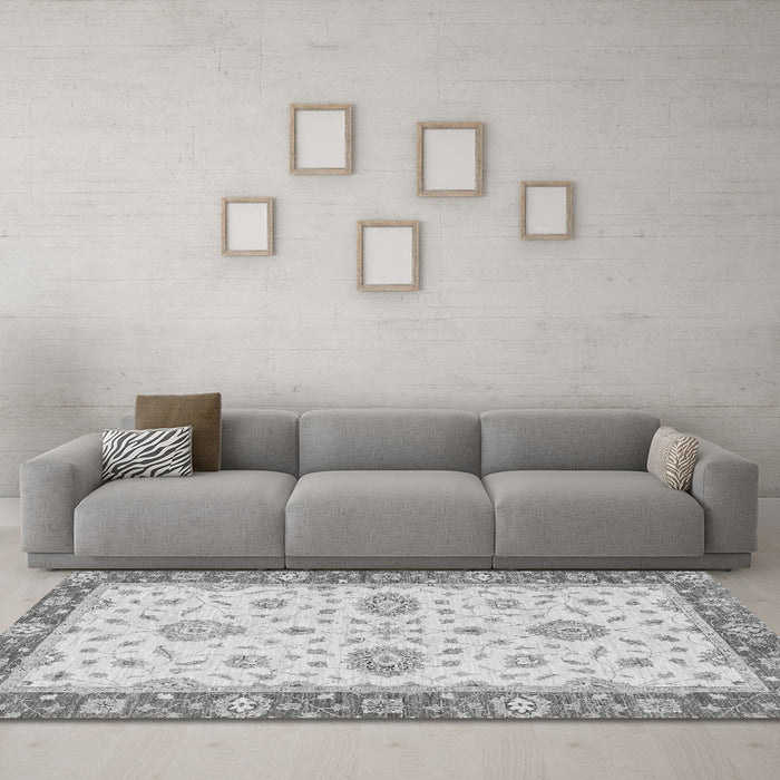 Machine Washable Oriental Gray Traditional Rug in a Living Room,, wshabs3619gry
