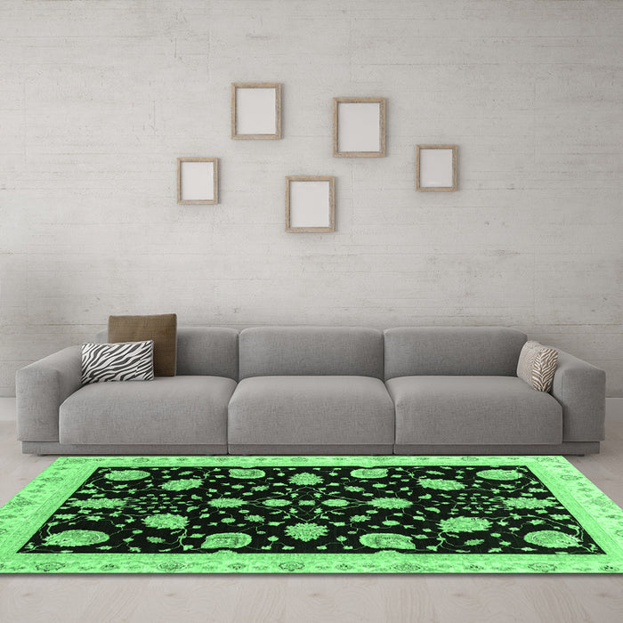 Machine Washable Oriental Emerald Green Traditional Area Rugs in a Living Room,, wshabs3625emgrn