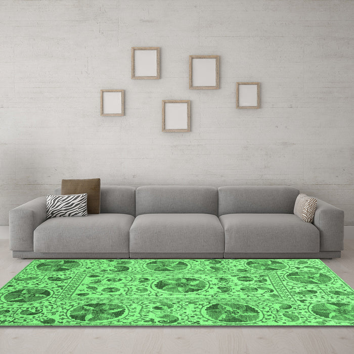 Machine Washable Oriental Emerald Green Modern Area Rugs in a Living Room,, wshabs3643emgrn