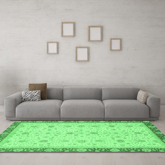 Machine Washable Oriental Emerald Green Modern Area Rugs in a Living Room,, wshabs3648emgrn