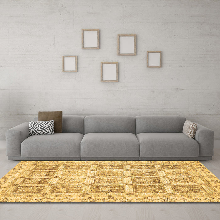 Machine Washable Abstract Brown Modern Rug in a Living Room,, wshabs364brn