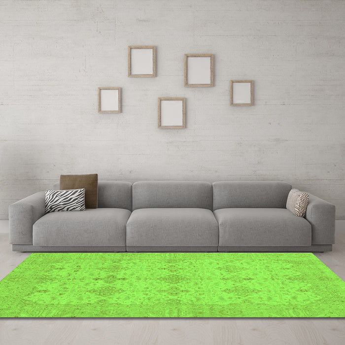 Machine Washable Abstract Green Modern Area Rugs in a Living Room,, wshabs3651grn