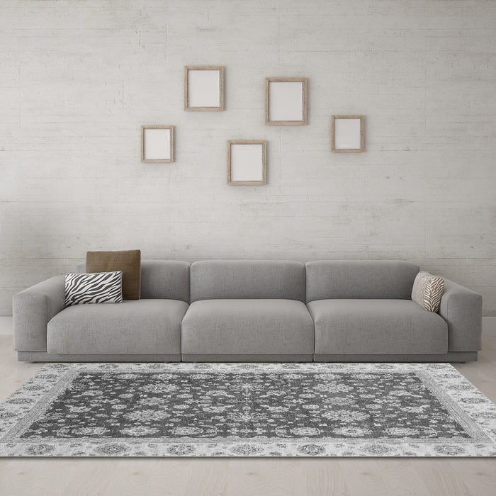 Machine Washable Oriental Gray Traditional Rug in a Living Room,, wshabs3656gry