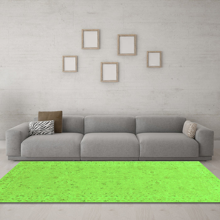 Machine Washable Abstract Green Modern Area Rugs in a Living Room,, wshabs3658grn