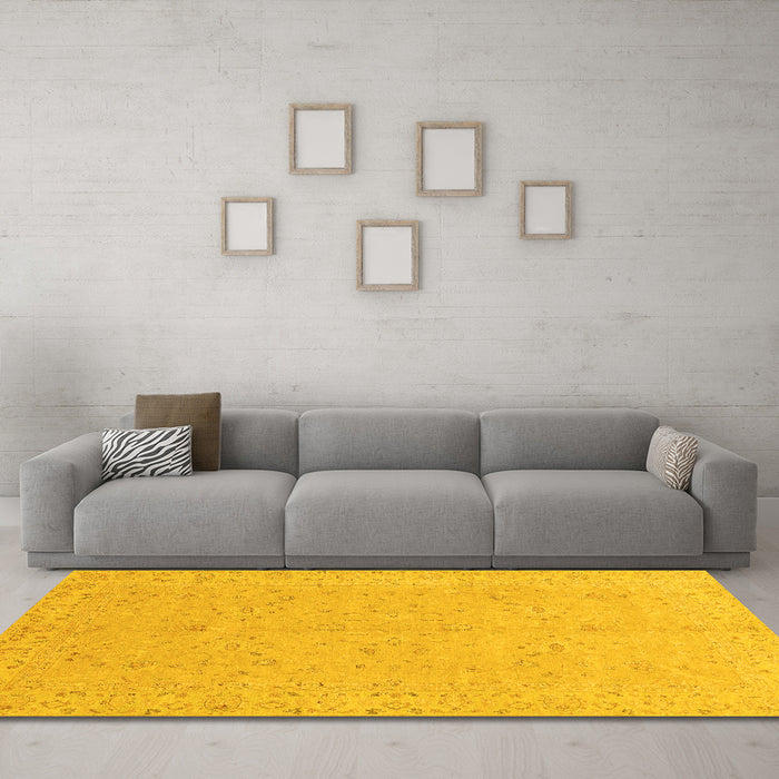 Machine Washable Abstract Yellow Modern Rug in a Living Room, wshabs3658yw