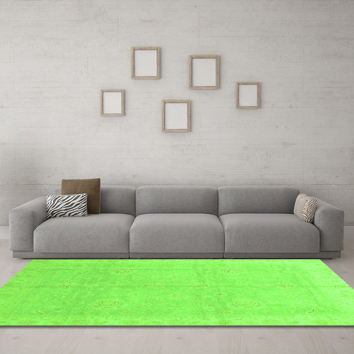 Machine Washable Abstract Green Modern Area Rugs in a Living Room,, wshabs3660grn