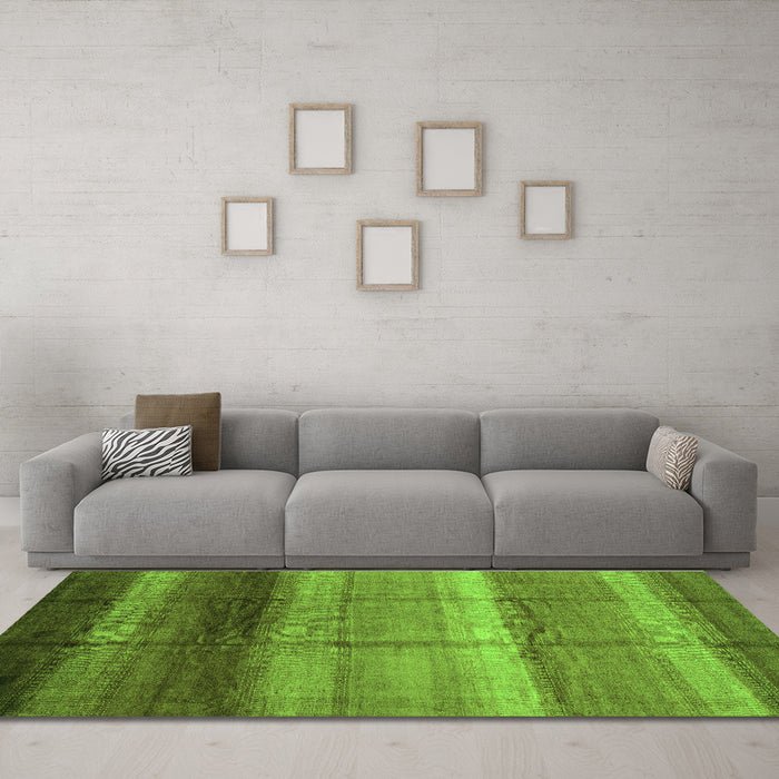 Machine Washable Abstract Green Modern Area Rugs in a Living Room,, wshabs3667grn