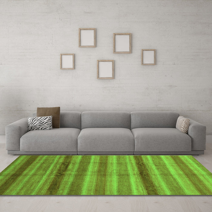 Machine Washable Abstract Green Modern Area Rugs in a Living Room,, wshabs3668grn