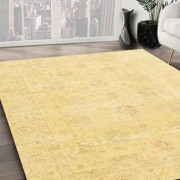 Machine Washable Abstract Chrome Gold Yellow Rug in a Family Room, wshabs3669