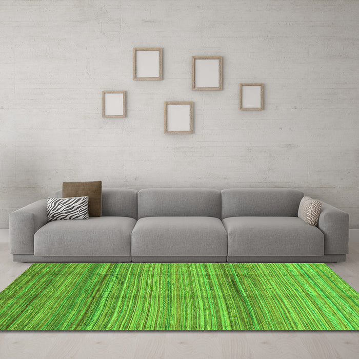 Machine Washable Abstract Green Modern Area Rugs in a Living Room,, wshabs3671grn