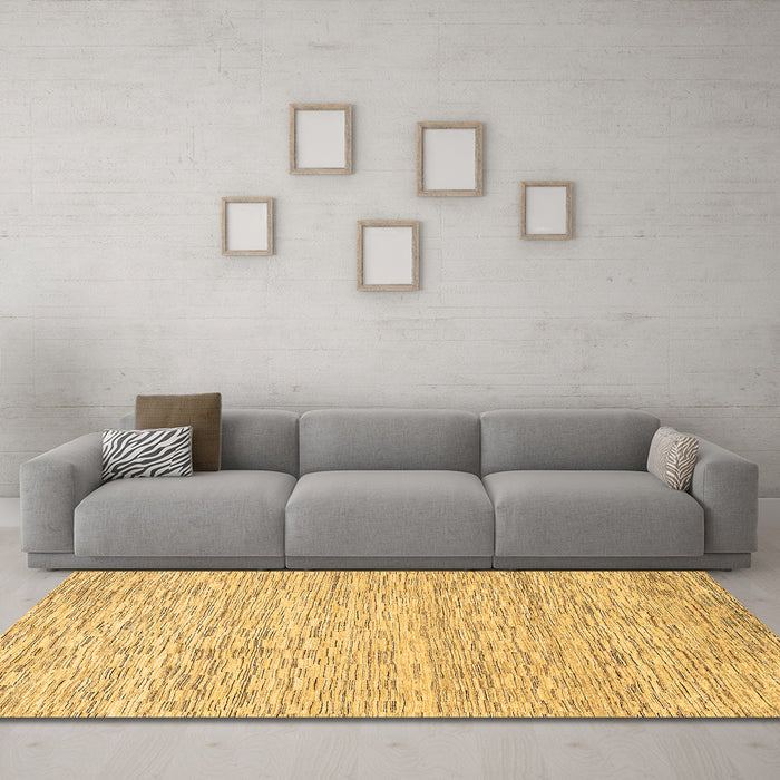 Machine Washable Abstract Brown Modern Rug in a Living Room,, wshabs3674brn