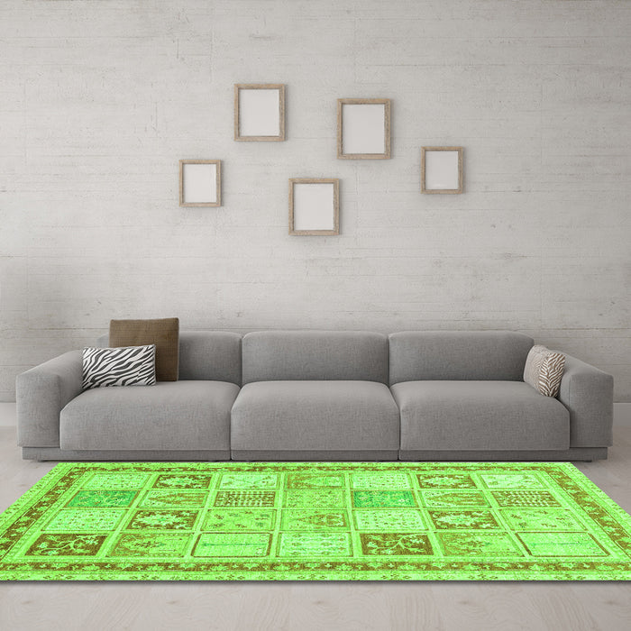 Machine Washable Abstract Green Modern Area Rugs in a Living Room,, wshabs3675grn