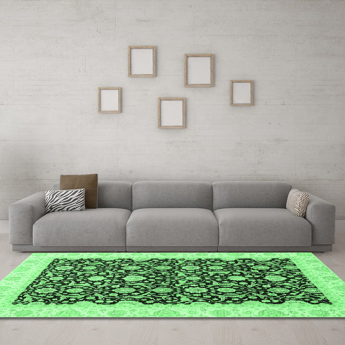 Machine Washable Oriental Emerald Green Traditional Area Rugs in a Living Room,, wshabs3676emgrn