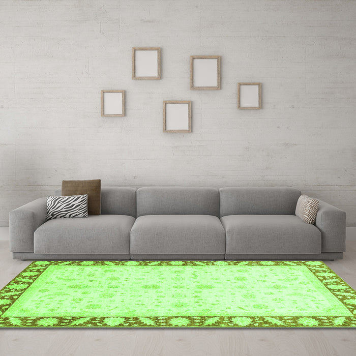 Machine Washable Abstract Green Modern Area Rugs in a Living Room,, wshabs3679grn