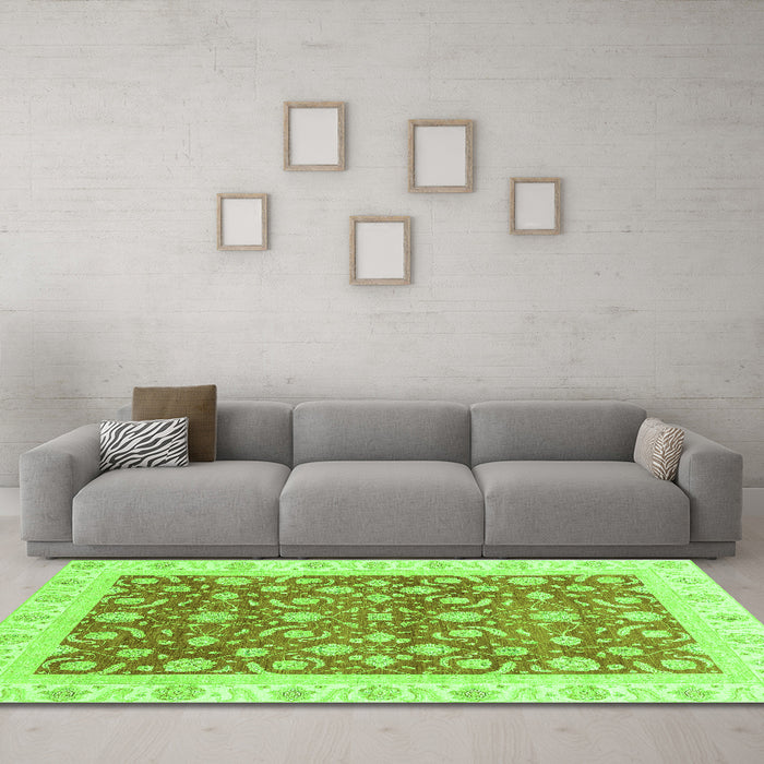 Machine Washable Oriental Green Traditional Area Rugs in a Living Room,, wshabs3680grn