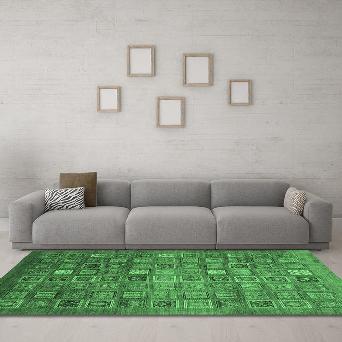 Machine Washable Abstract Emerald Green Modern Area Rugs in a Living Room,, wshabs3697emgrn