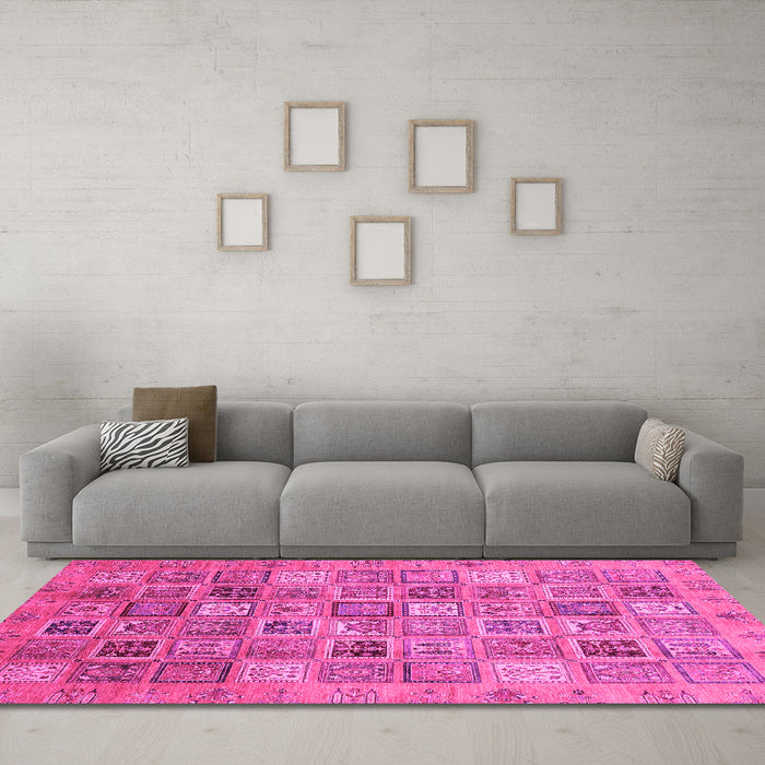 Machine Washable Abstract Pink Modern Rug in a Living Room, wshabs3698pnk