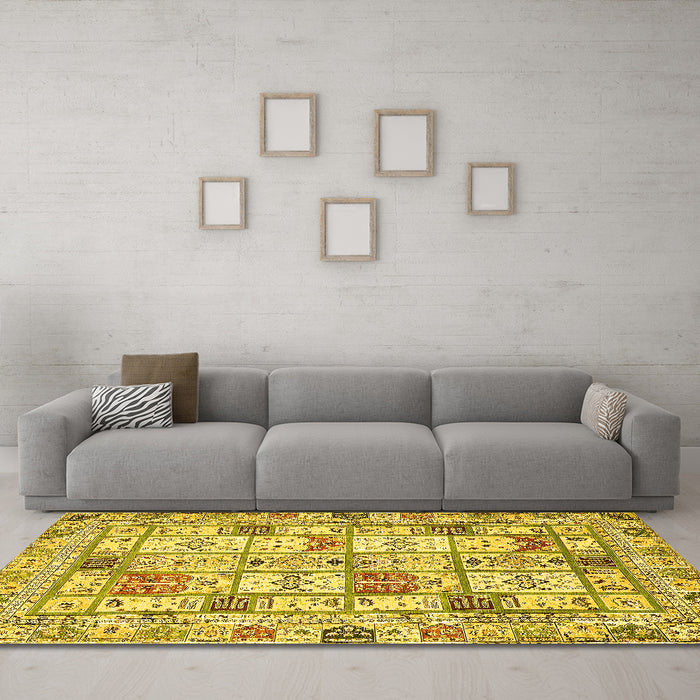 Machine Washable Abstract Yellow Modern Rug in a Living Room, wshabs369yw