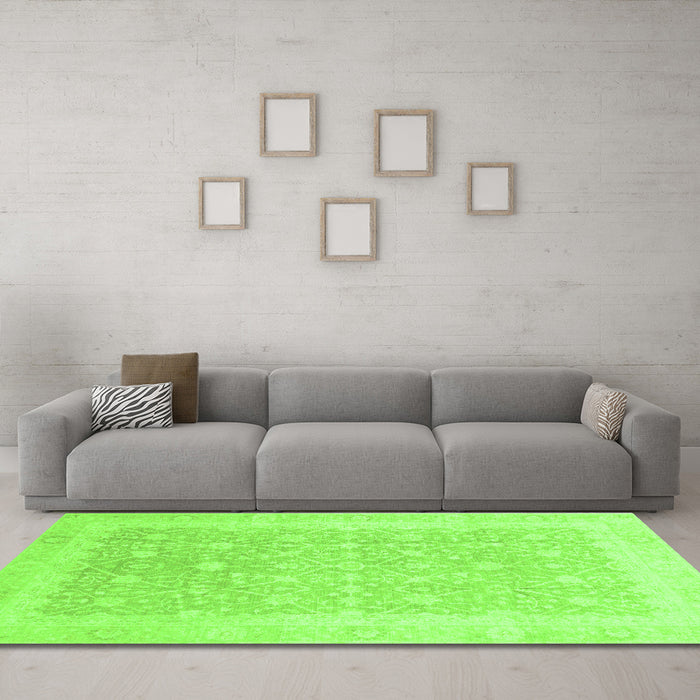 Machine Washable Abstract Green Modern Area Rugs in a Living Room,, wshabs3702grn