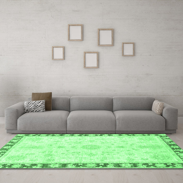 Machine Washable Abstract Emerald Green Modern Area Rugs in a Living Room,, wshabs3707emgrn