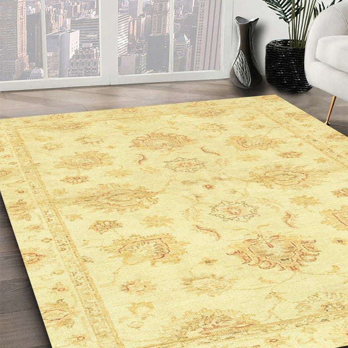 Machine Washable Abstract Yellow Rug in a Family Room, wshabs3709