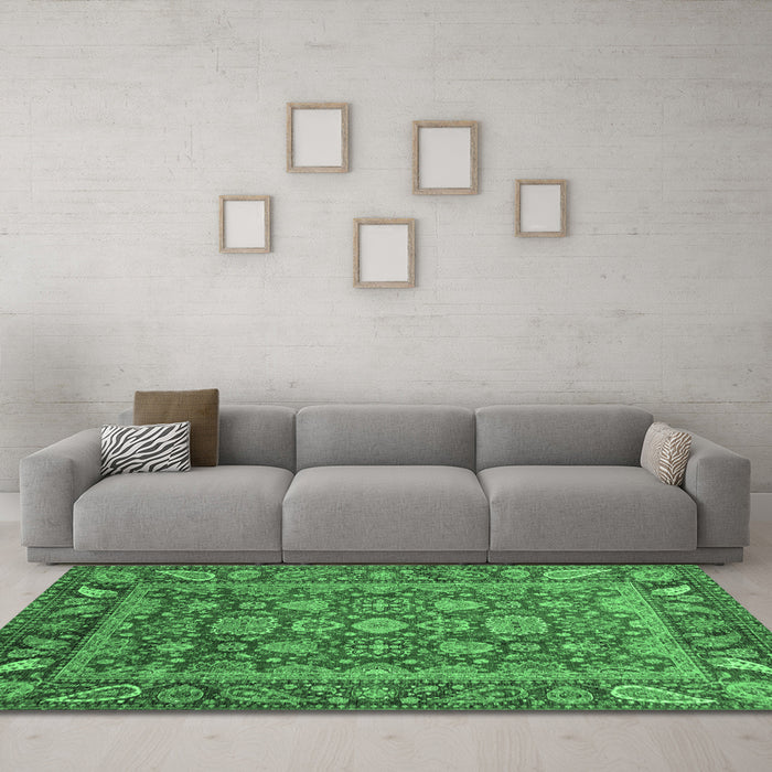 Machine Washable Oriental Emerald Green Traditional Area Rugs in a Living Room,, wshabs3720emgrn