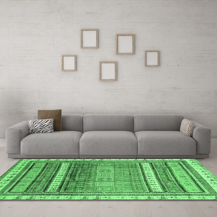 Machine Washable Abstract Emerald Green Modern Area Rugs in a Living Room,, wshabs3722emgrn