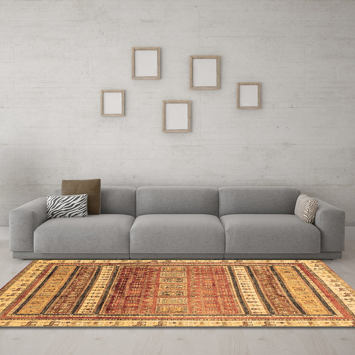 Machine Washable Abstract Brown Modern Rug in a Living Room,, wshabs3722brn