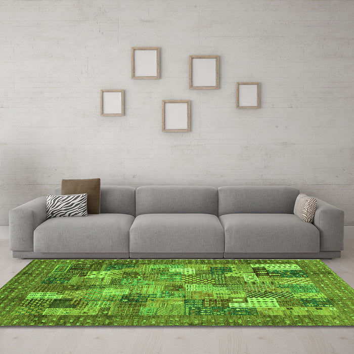 Machine Washable Abstract Green Modern Area Rugs in a Living Room,, wshabs3723grn