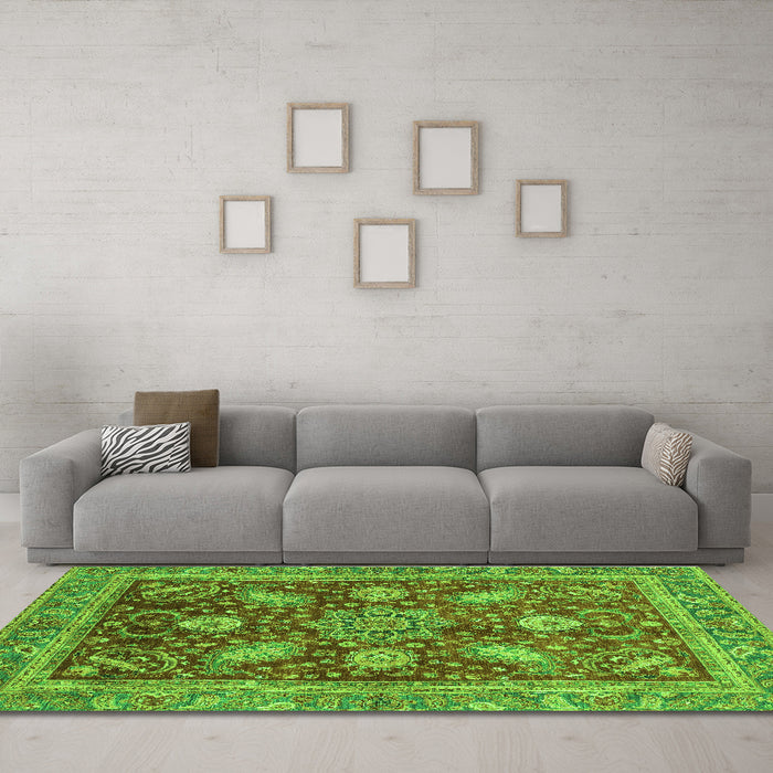 Machine Washable Abstract Green Modern Area Rugs in a Living Room,, wshabs3735grn