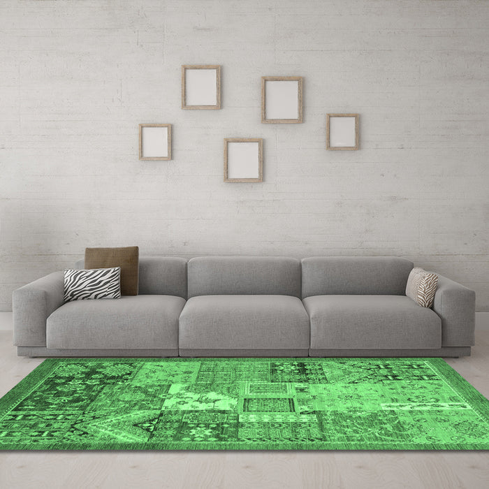 Machine Washable Abstract Emerald Green Modern Area Rugs in a Living Room,, wshabs3739emgrn