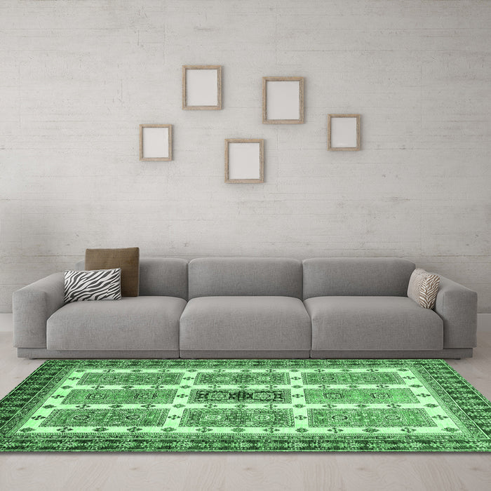 Machine Washable Abstract Emerald Green Modern Area Rugs in a Living Room,, wshabs373emgrn