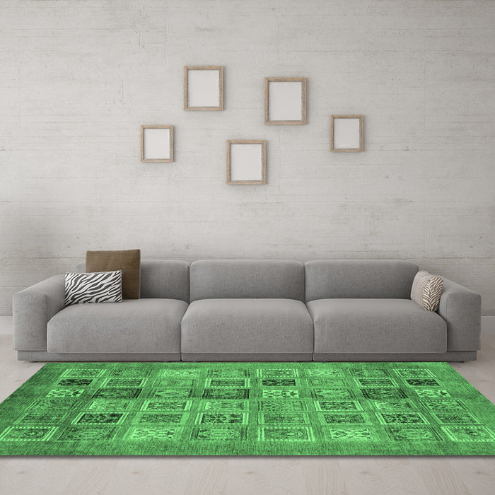 Machine Washable Abstract Emerald Green Modern Area Rugs in a Living Room,, wshabs3747emgrn