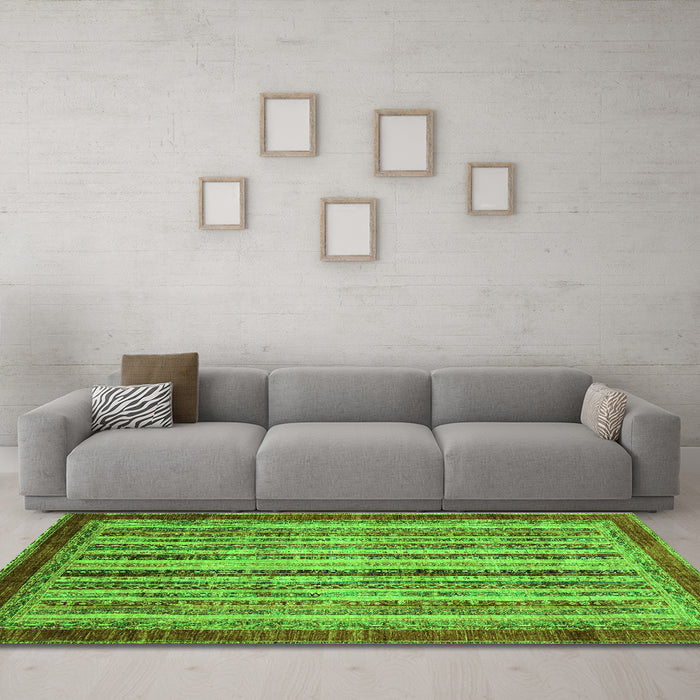 Machine Washable Abstract Green Modern Area Rugs in a Living Room,, wshabs3751grn