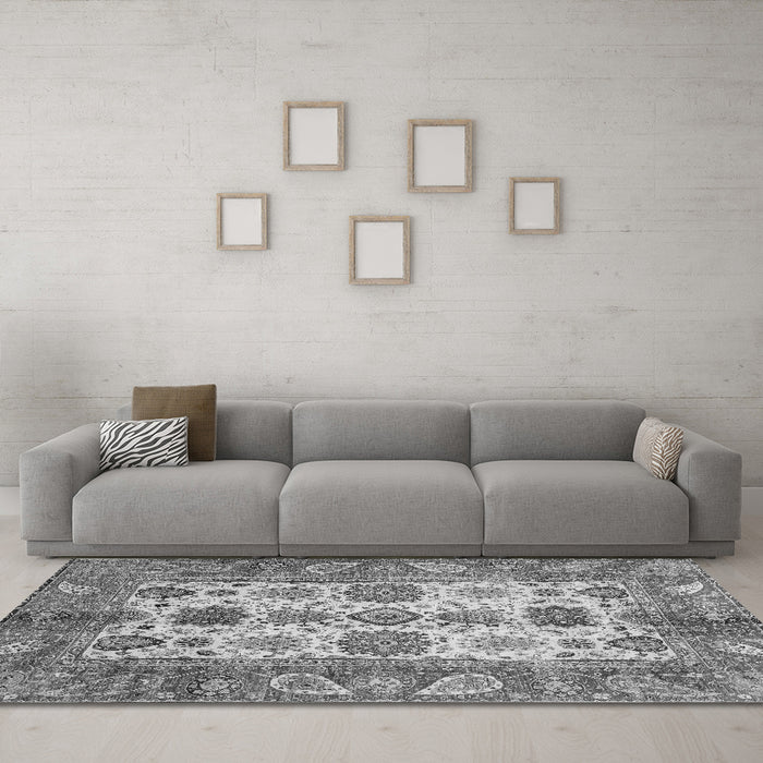 Machine Washable Oriental Gray Traditional Rug in a Living Room,, wshabs3757gry